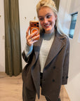 Gustav Verona cape