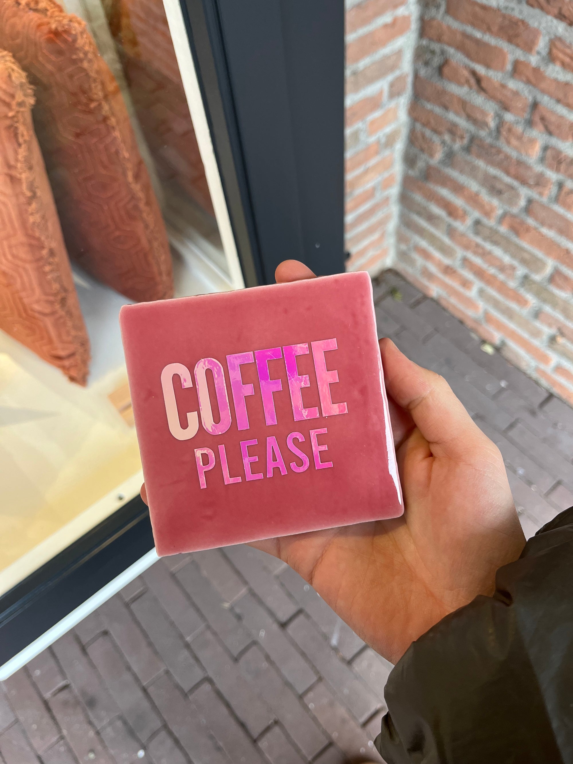 Tegeltje Coffee please