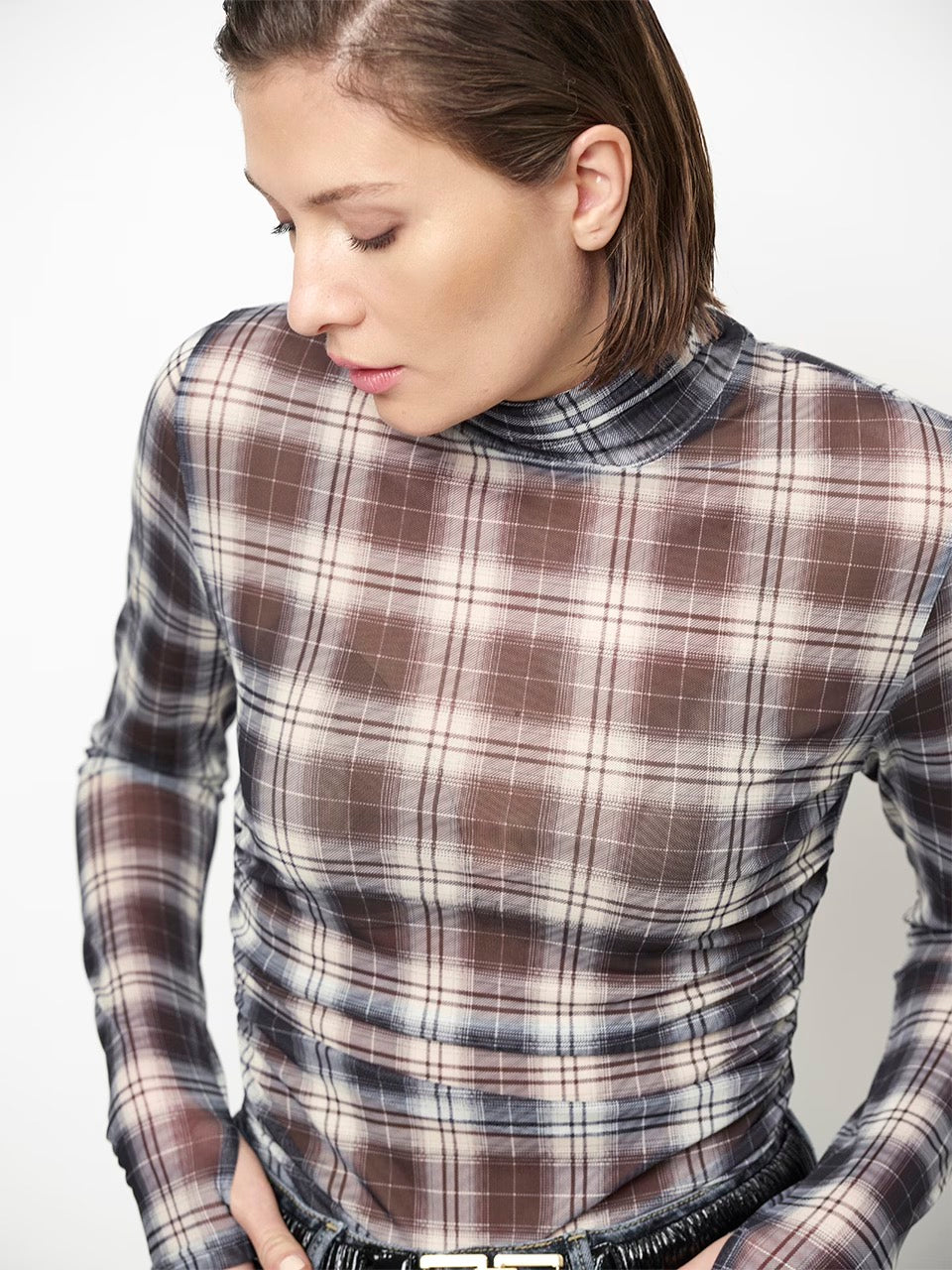 Dante 6 Casha printed check mesh top