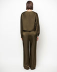 Dante 6 Leiva bold satin but