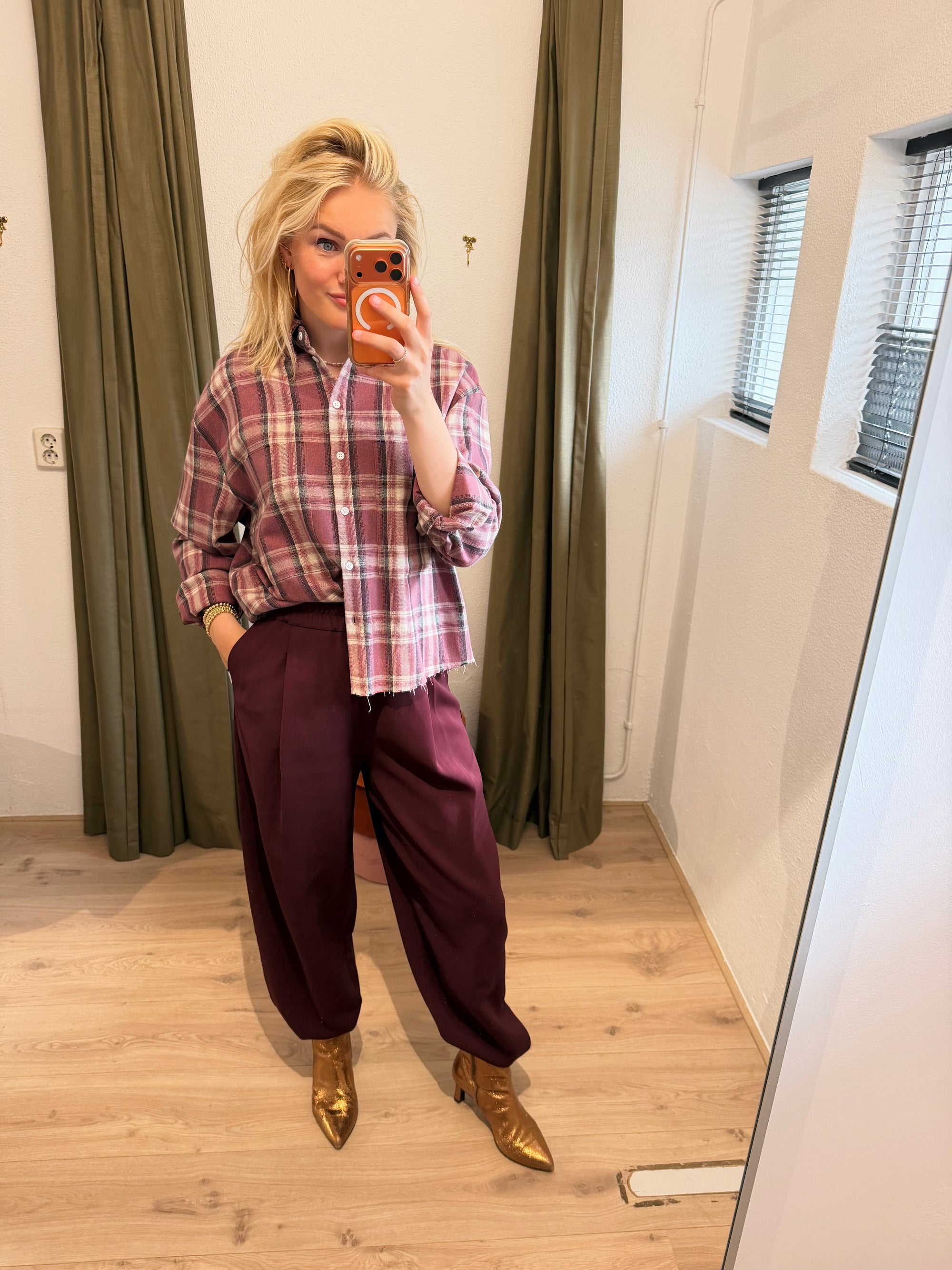 Penn and Ink trousers aubergine