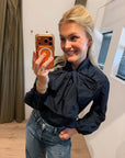 The Perfect Aken blauw