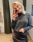 Gustav Lio knit